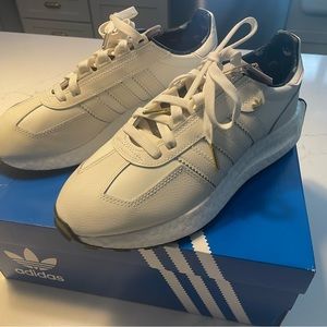Adidas Retropy sneakers